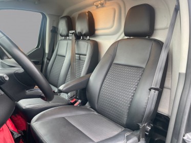 Ford transit custom fourgon 320 l2h1 2.0 170 ch bva 8 rapports sport / entretien à jour / garantie 12 mois occasion...