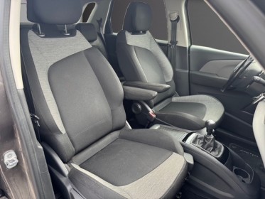 Citroen c4 picasso bluehdi 120 ss feel  applecarplay  caméra de recul  attelage  garantie 12 mois occasion simplicicar...
