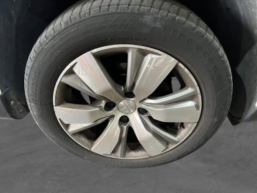 Peugeot 2008 1.6 bluehdi 100ch bvm5 allure occasion avignon (84) simplicicar simplicibike france