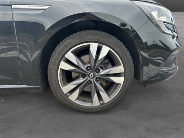 Renault megane iv berline tce 160 edc intens-caméra-affichage tête haute-attelage-garantie 12 mois occasion simplicicar...