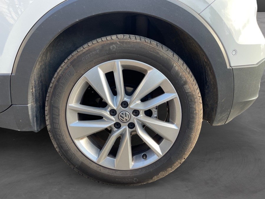 VOLKSWAGEN d'occasion T-CROSS 1.0 TSI 115 CARAT de 2019 Lyon Ouest
