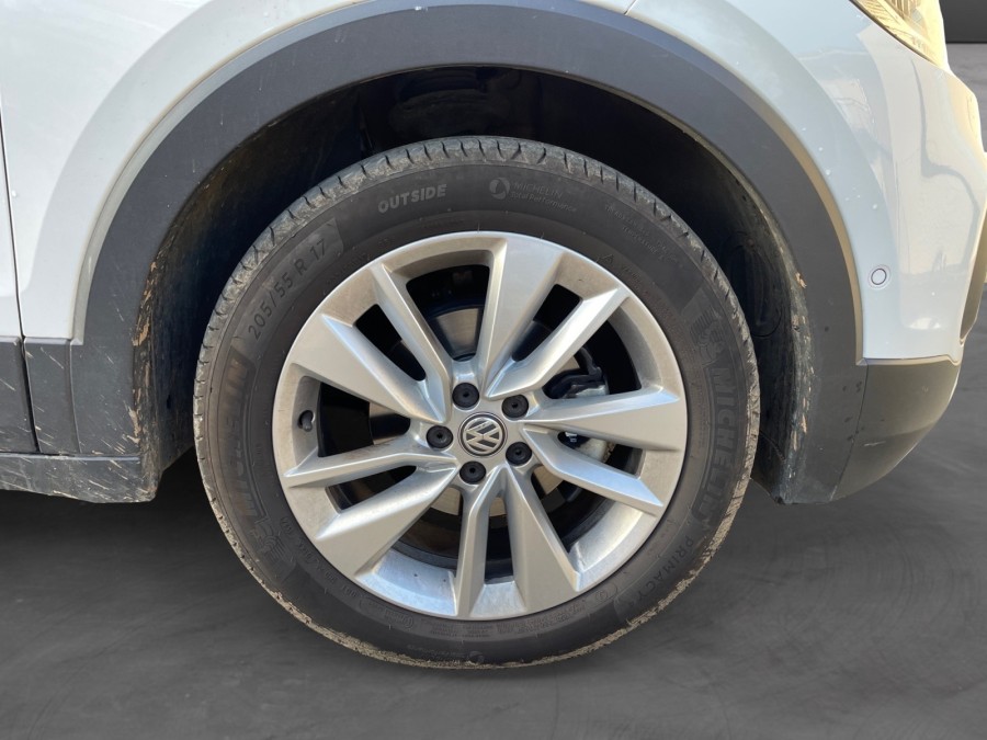 VOLKSWAGEN d'occasion T-CROSS 1.0 TSI 115 CARAT de 2019 Lyon Ouest