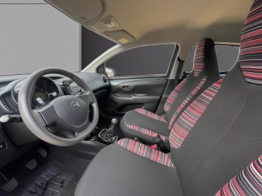 Citroen c1 c1 vti 72 feel - faible kilometrage - garantie 12 mois occasion simplicicar coeur d'yvelines - auto expo 78...