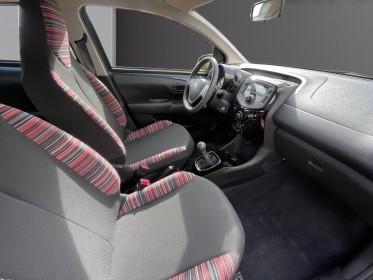 Citroen c1 c1 vti 72 feel - faible kilometrage - garantie 12 mois occasion simplicicar coeur d'yvelines - auto expo 78...