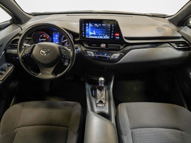 Toyota c-hr hybride 122h dynamic - camera de recul - suivi toyota - garantie 12 mois occasion simplicicar bretigny-sur-orge...