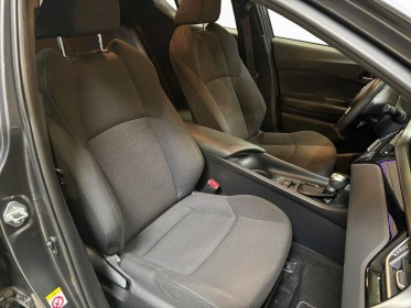Toyota c-hr hybride 122h dynamic - camera de recul - suivi toyota - garantie 12 mois occasion simplicicar bretigny-sur-orge...