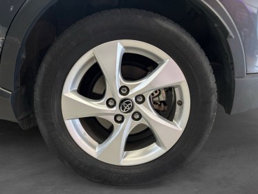 Toyota c-hr hybride 122h dynamic - camera de recul - suivi toyota - garantie 12 mois occasion simplicicar bretigny-sur-orge...