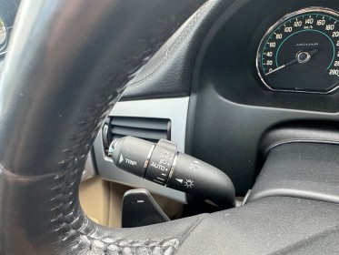 Jaguar xf xf 2.2 d - 163 classic a occasion paris 15ème (75) simplicicar simplicibike france