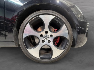 Volkswagen golf 2.0 tsi 210 gti carplay toit ouvrant suspension réglable ligne origine fournie garantie 12 mois occasion...
