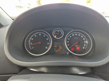Opel corsa 1.6 turbo - 192 ch opc/toit ouvrant/suspensions sport/bacquets recaro/revision complete occasion simplicicar...