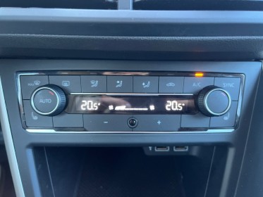 Volkswagen polo 1.0 tsi 115 ss bvm6 carat exclusive siége chauffant apple carplay retro dégivrant garantie 12 mois occasion...