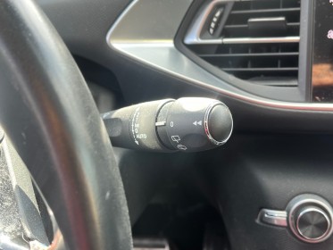 Peugeot 308 puretech 130ch ss eat8 tech edition occasion paris 15ème (75) simplicicar simplicibike france