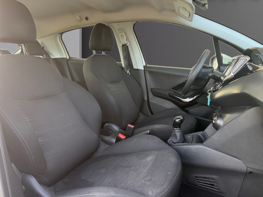 PEUGEOT d'occasion 208 1.5HDI 100 de 2020 Vauvert (30)﻿