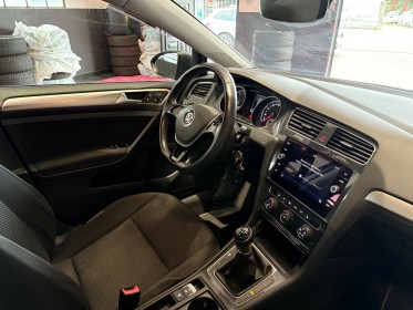 Volkswagen golf 1.0 tsi 85 bluemotion technology garantie 12 mois occasion  simplicicar aix les bains simplicicar...