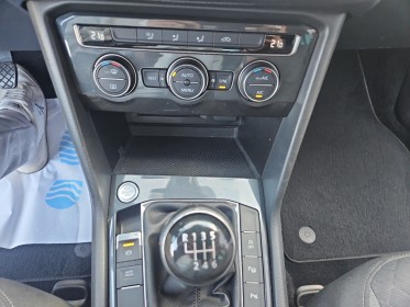 Volkswagen tiguan 2.0 tdi 150 bluemotion technology carat edition occasion simplicicar velay simplicicar simplicibike france