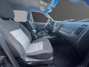 Ford  maverick  2.3 i 16v break 150cv occasion simplicicar meaux simplicicar simplicibike france