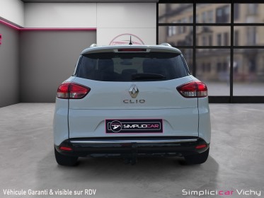 Renault clio iv estate 90 ch tce bvm6 limited attelage amovible révisée garantie 12 mois occasion simplicicar vichy...