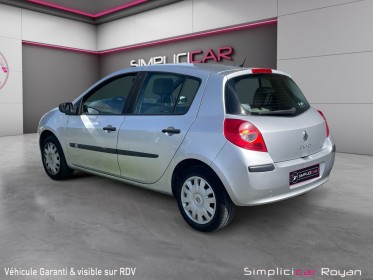 Renault clio iii 1.4 16v 100 ch authentique entretien à jour / garantie 12 mois occasion simplicicar royan simplicicar...