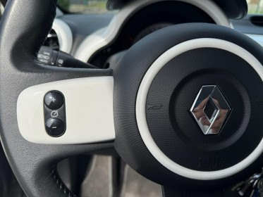 Renault twingo iii sce 75 - 20 intens occasion simplicicar brie-comte-robert simplicicar simplicibike france
