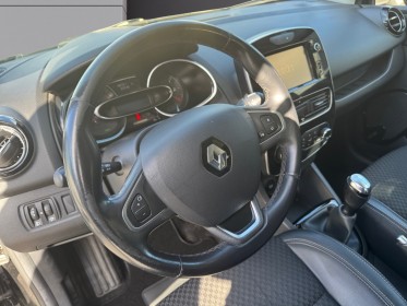 Renault clio iv tce 90 e6c intens avec attelage occasion simplicicar lille  simplicicar simplicibike france
