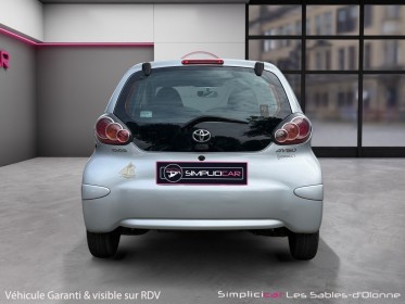 Toyota aygo 1.0 vvt-i connect multimode occasion simplicicar les sables-d'olonne simplicicar simplicibike france