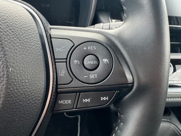 Toyota corolla touring sports hybride my21 122h dynamic occasion paris 15ème (75) simplicicar simplicibike france