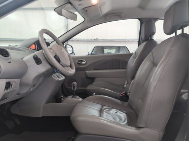 Renault twingo ii 1.2 16v 75 eco2 initiale paris - garantie 12 mois occasion simplicicar brest simplicicar simplicibike france