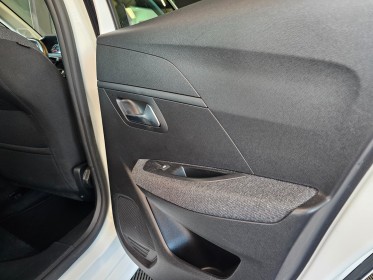 Peugeot 208 puretech 100 ss bvm6 style - garantie 12 mois - occasion  simplicicar aix les bains simplicicar simplicibike france