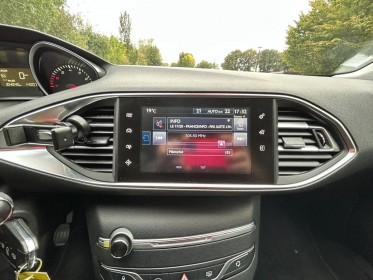 Peugeot 308 1.2 puretech 110ch ss bvm5 style occasion simplicicar vaucresson simplicicar simplicibike france
