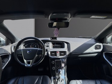 Volvo v40 t3 152 r-design geartronic a - garantie 12 mois occasion paris 17ème (75)(porte maillot) simplicicar simplicibike...