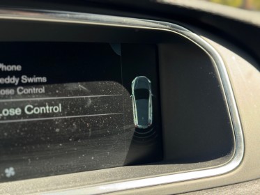 Volvo v40 t3 152 r-design geartronic a - garantie 12 mois occasion paris 17ème (75)(porte maillot) simplicicar simplicibike...