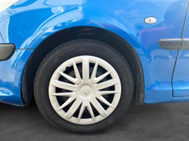 Peugeot 1007 1.4 hdi 70ch blue lion sporty pack occasion simplicicar la fleche simplicicar simplicibike france