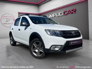 Dacia sandero tce 90 stepway radar de recul / régulateur de vitesse / navigation / suivie d'entretien complet / garantie...