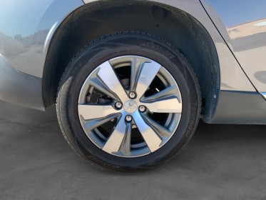 Peugeot 2008 1.6 bluehdi 120ch ss bvm6 allure - clim - gps - bluetooth - radar de recul - courroie de distrib ok -...