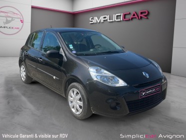 Renault clio iii 1.2 16v 75 eco2 authentique euro 5 / entretien renault occasion avignon (84) simplicicar simplicibike france