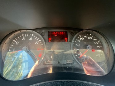 Renault clio iii 1.2 16v 75 eco2 authentique euro 5 / entretien renault occasion avignon (84) simplicicar simplicibike france