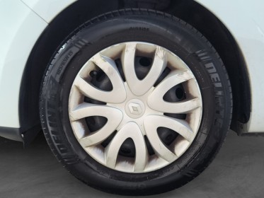 Renault clio iv 1.2 16v 75 life occasion parc voitures beauvais simplicicar simplicibike france