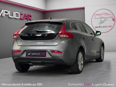 Volvo v40 d2 120 summum geartronic a - garantie 12 mois occasion simplicicar lyon ouest simplicicar simplicibike france