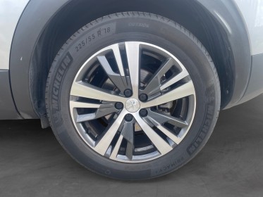 Peugeot 3008 130cv ss eat8 allure - camera 360 - faible kilometrage - carplay occasion simplicicar coeur d'yvelines - auto...