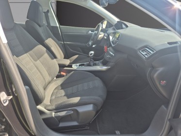 Peugeot 308 sw 1.2 130ch ss bvm6 allure garantie 12 mois entretiens a jour occasion simplicicar royan simplicicar...