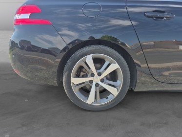 Peugeot 308 sw 1.2 130ch ss bvm6 allure garantie 12 mois entretiens a jour occasion simplicicar royan simplicicar...
