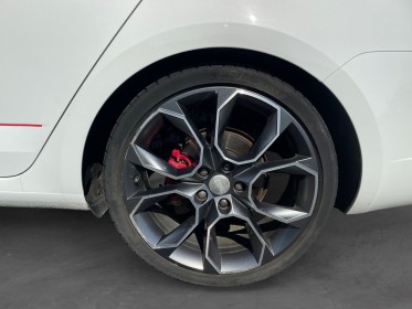 Skoda octavia combi 2.0 tdi 184 ch cr fap dsg6 rs - pack canton - toit ouvrant occasion simplicicar la fleche simplicicar...