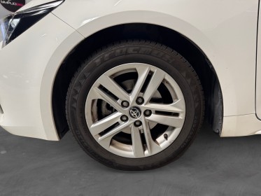 Toyota corolla hybride my22 122h dynamic garantie 12mois occasion simplicicar bretigny-sur-orge simplicicar simplicibike france