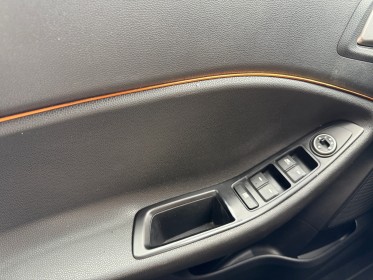 Hyundai i20 1.2 84 edition mondial 2019 carplay caméra 1er main garantie 12 mois occasion simplicicar marignane  simplicicar...
