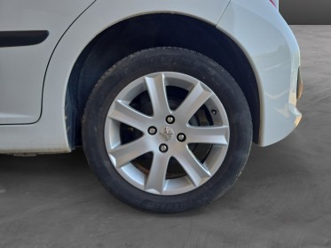 Peugeot 207 - entretien à jour - grosse révision  réalisés  distribution 1.4 hdi 70ch idÉal jeune permis occasion...