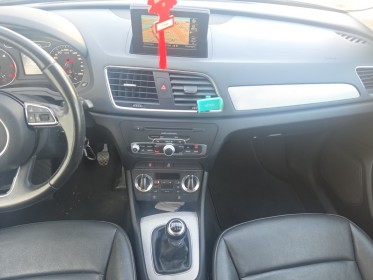 Audi q3 q3 2.0 tdi 140 ch ambition luxe  distri ok cuir xenon gps occasion avignon (84) simplicicar simplicibike france