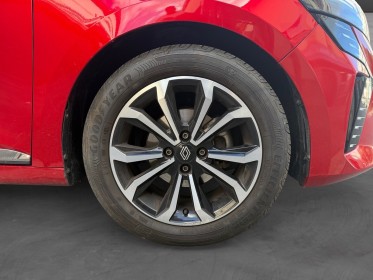 Renault clio v tce 90 ch techno carplay, caméra recul, sièges cuir, garantie 12 mois occasion simplicicar villejuif ...