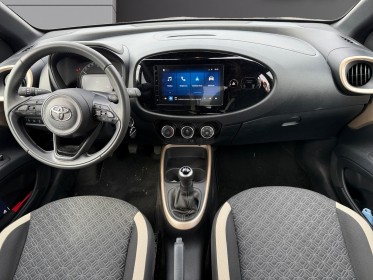 Toyota aygo x my23 1.0 vvt-i 72 design / garantie 12 mois occasion simplicicar rouen simplicicar simplicibike france