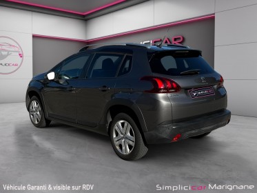 Peugeot 2008 bluehdi 100ch bvm5 signature caméra carplay garantie 12 mois occasion simplicicar marignane  simplicicar...
