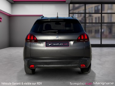 Peugeot 2008 bluehdi 100ch bvm5 signature caméra carplay garantie 12 mois occasion simplicicar marignane  simplicicar...